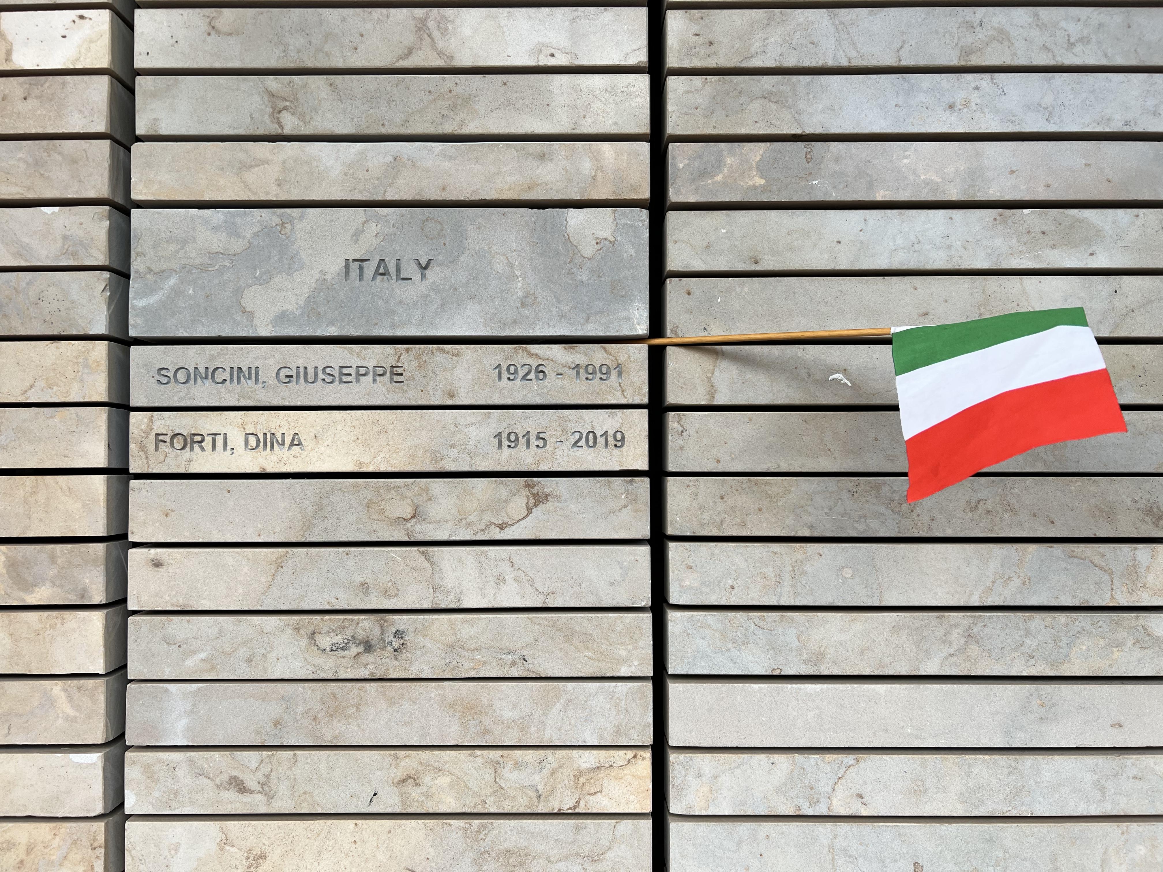 Il nome del reggiano Giuseppe Soncini nel 'Wall of names' del Freedom Park
